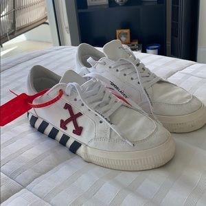 Canvas Off White Sneakers